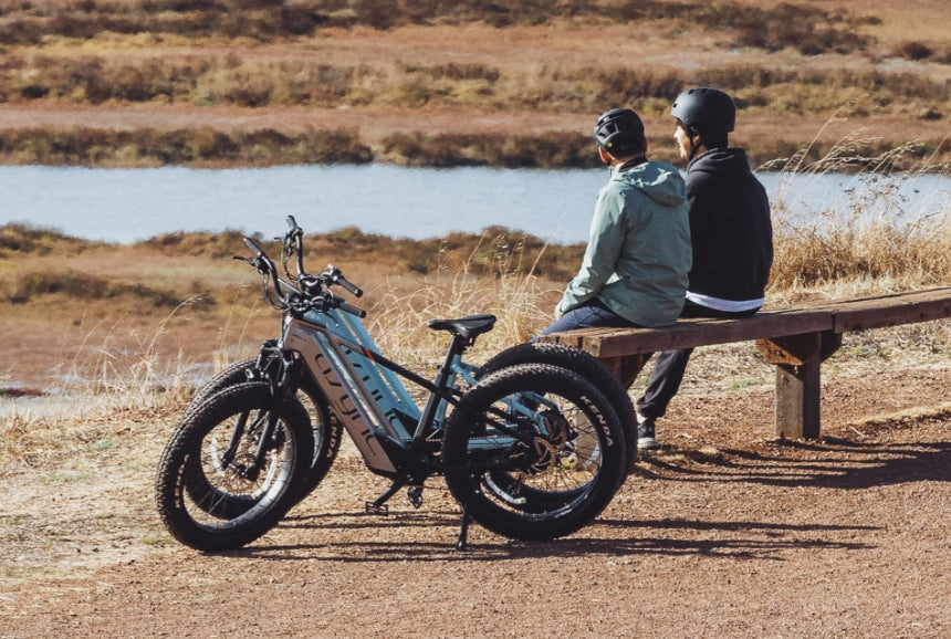 Cyrusher Aura electric bike on a ride 7